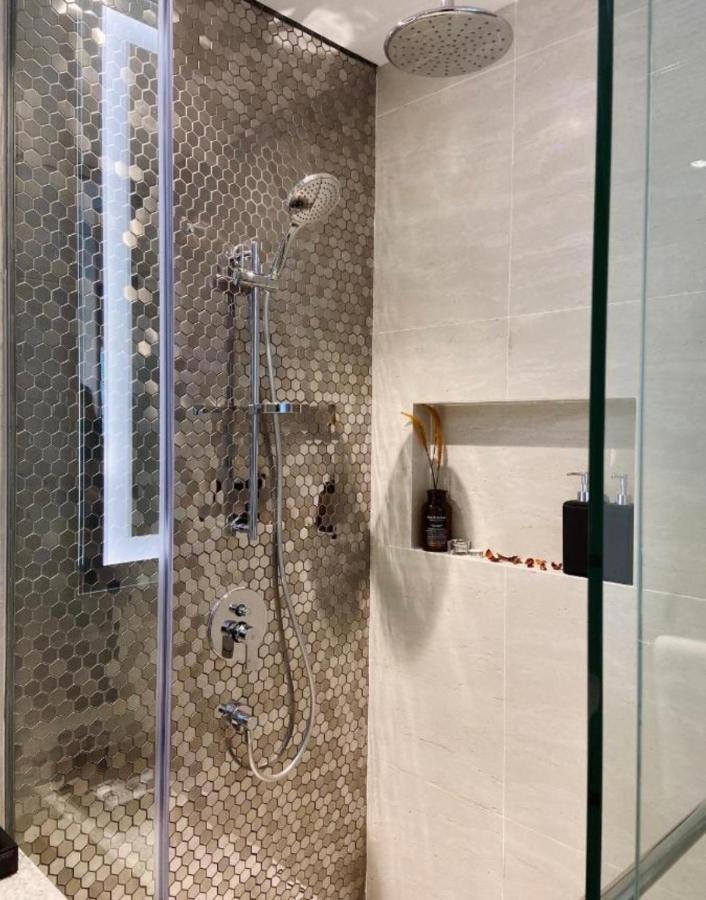 Star Residance At Klcc - Two Bedrooms With Twin Towers View クアラルンプール エクステリア 写真